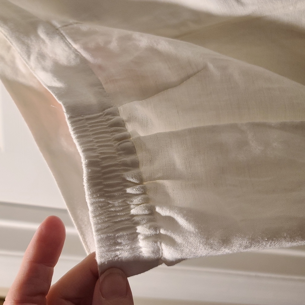 Women's White Cropped Pants (BR1) - Picture 5 of 5